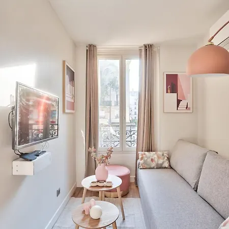 Cozy And Practical Apt In 10th Arr -