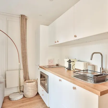 Διαμέρισμα Cozy And Practical Apt In 10th Arr - *