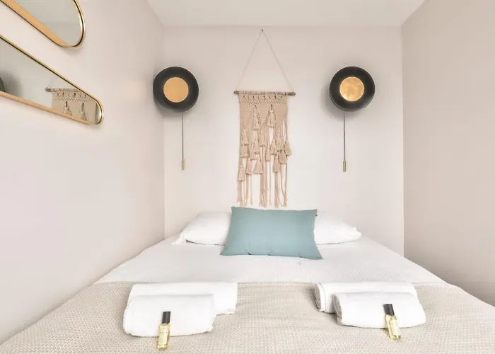 Cozy And Practical Apt In 10th Arr - Apartment *