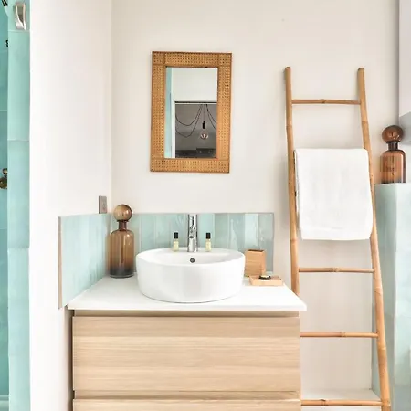 Lägenhet Cozy And Practical Apt In 10th Arr -